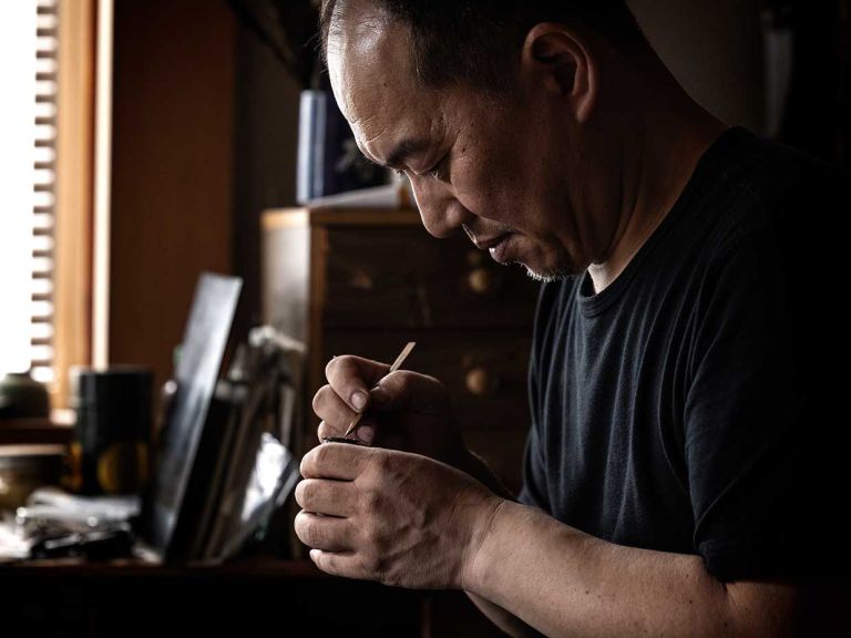 Kawatsura lacquerware