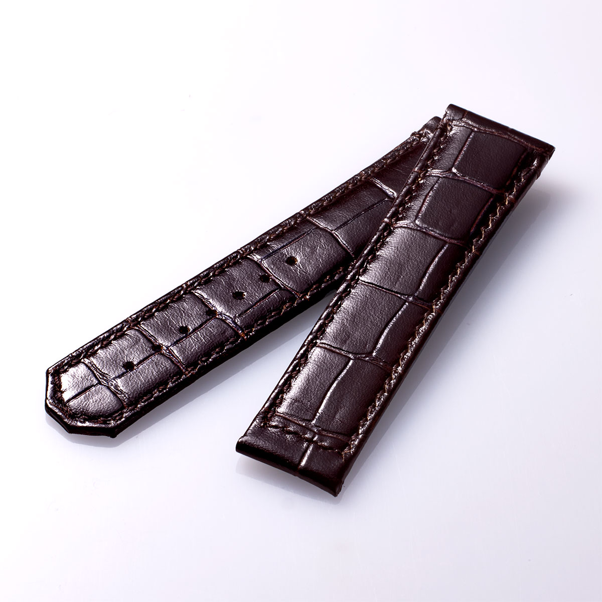 URUGA42 “Croco-embossed cowhide strap” (UG03) – Dark Brown [UG03-CDB]