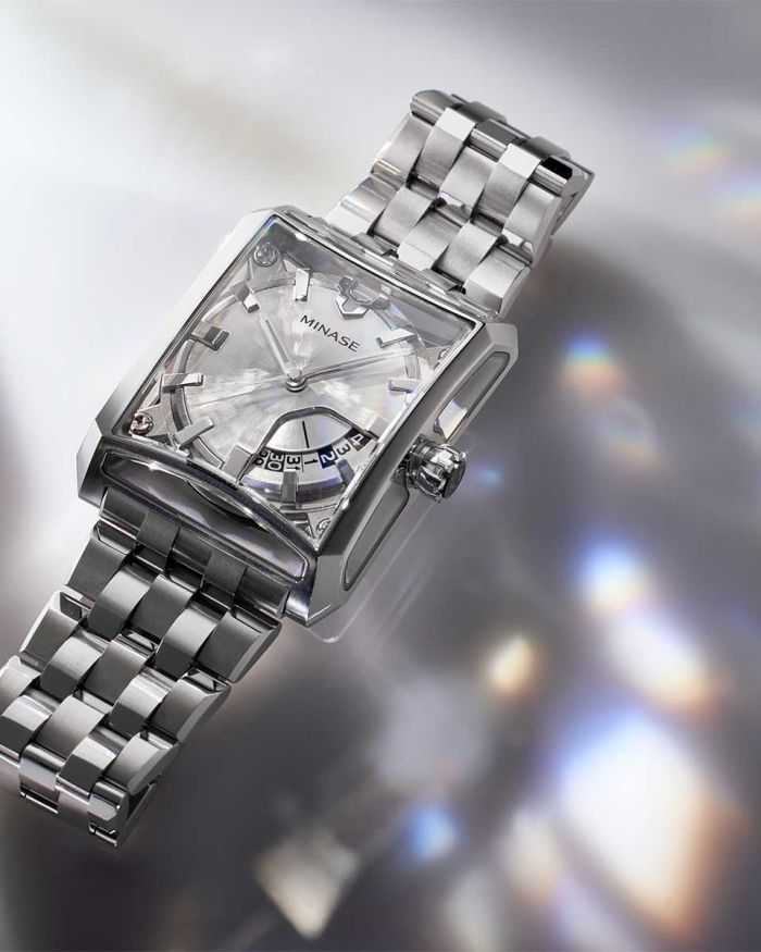 SEVEN WINDOWS “YUKI-HIRA Dial” Bracelet Model [VM15-M01YWH-SSB]