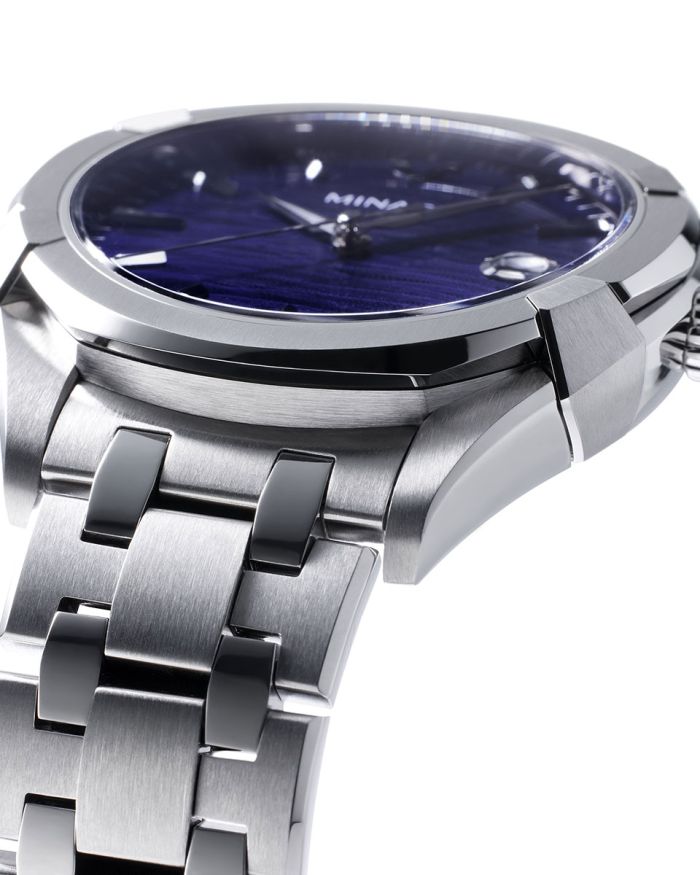 Uruga 42 Bracelet Model [UG03-M01NBL-SSB]