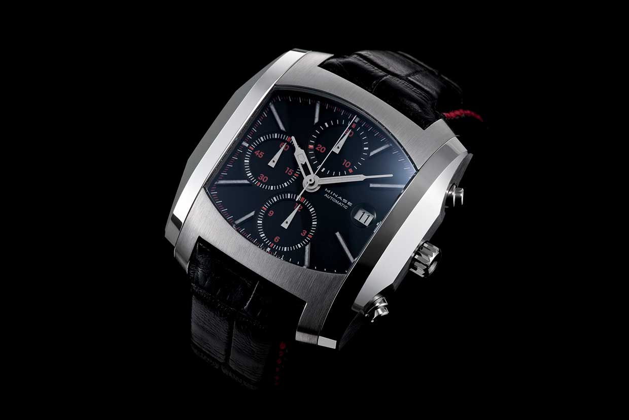 13. The Wall of M2 – The Solitary Chronograph – MINASE